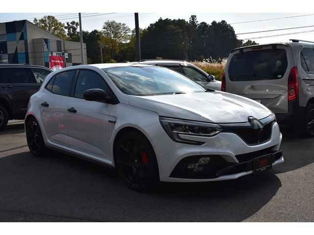 RENAULT RENAULT MEGANE hatchback 2024