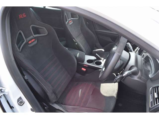 RENAULT RENAULT MEGANE hatchback 2024