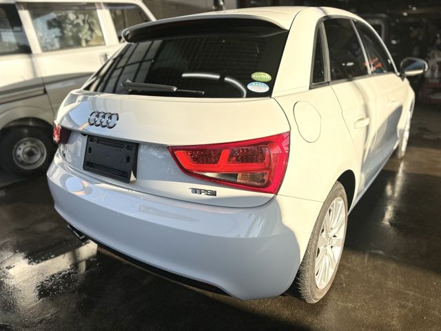 AUDI AUDI A1 SPORTBACK 2013