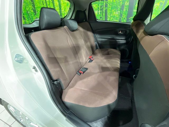 TOYOTA VITZ  4WD 2017