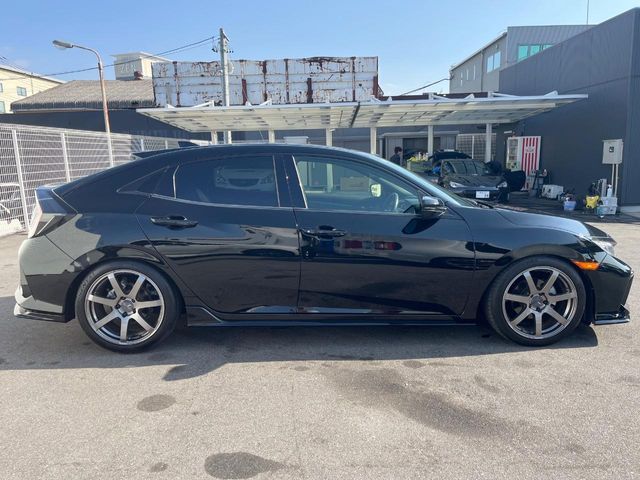 HONDA CIVIC hatchback 2018