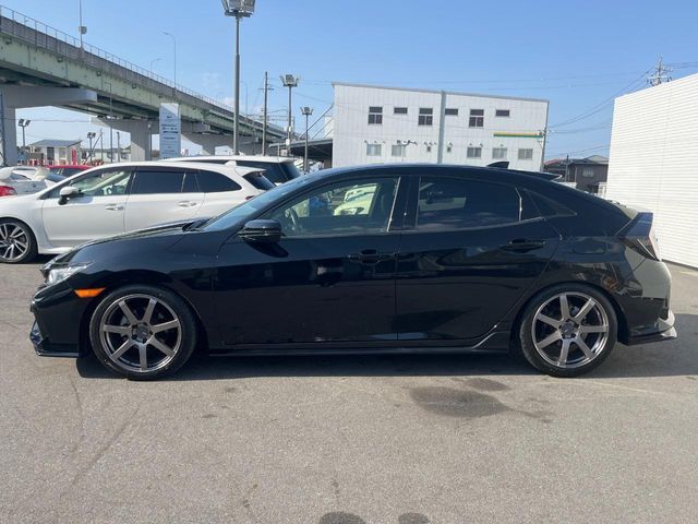 HONDA CIVIC hatchback 2018