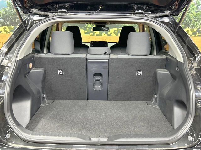 TOYOTA YARIS CROSS HYBRID 2021