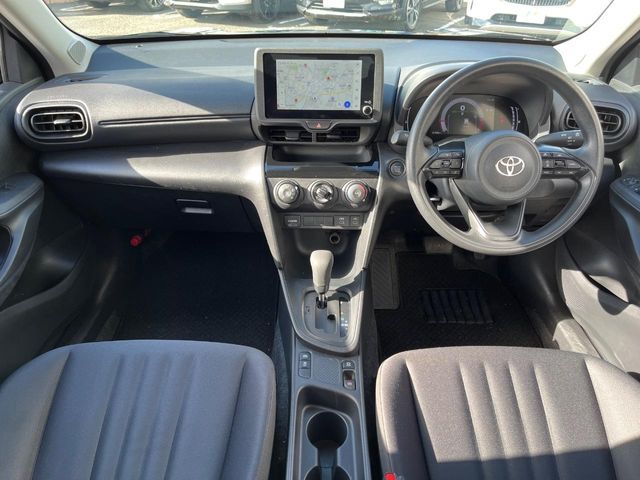 TOYOTA YARIS CROSS 2025