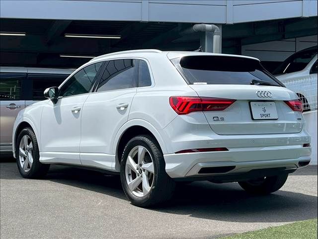 AUDI AUDI Q3 2021