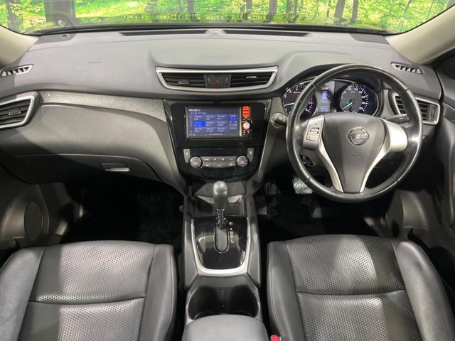 NISSAN X-TRAIL 2WD 2015