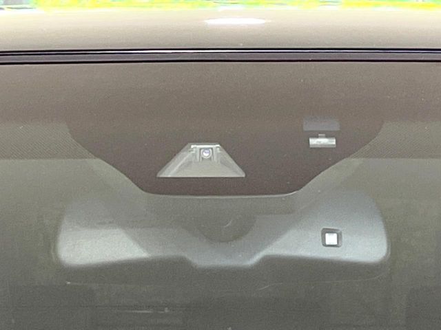 TOYOTA HARRIER HYBRID 2017