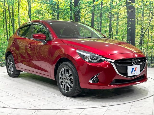 MAZDA DEMIO 4WD 2019