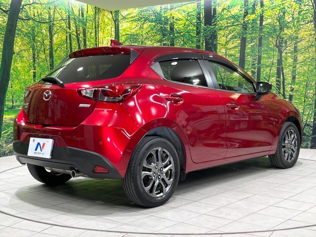 MAZDA DEMIO 4WD 2019