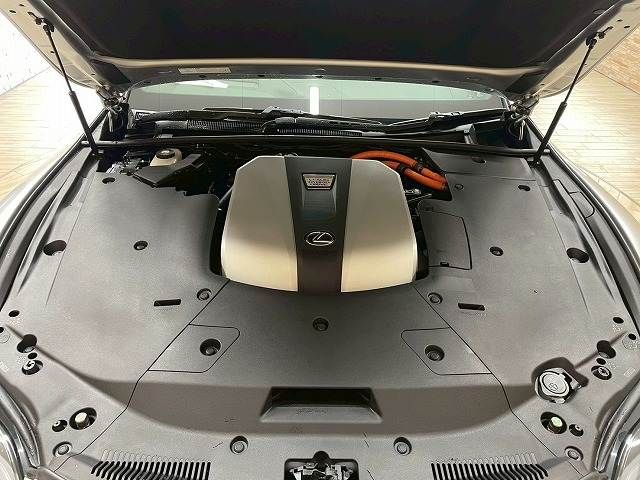 TOYOTA LEXUS LS500h 4WD 2021