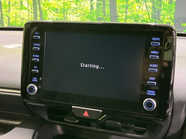 TOYOTA YARIS HYBRID 2021