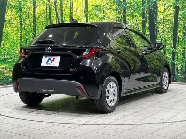 TOYOTA YARIS HYBRID 2021