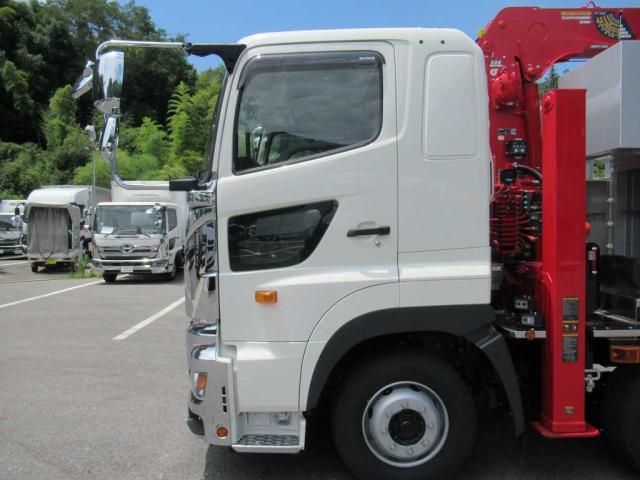 HINO PROFIA 2025