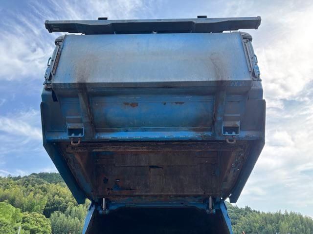 MITSUBISHI FUSOU FIGHTER 2016