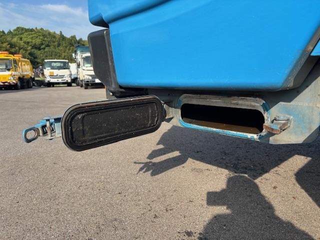 MITSUBISHI FUSOU FIGHTER 2016