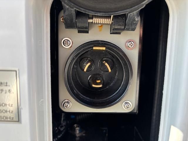 MITSUBISHI FUSOU SUPER GREAT 2025