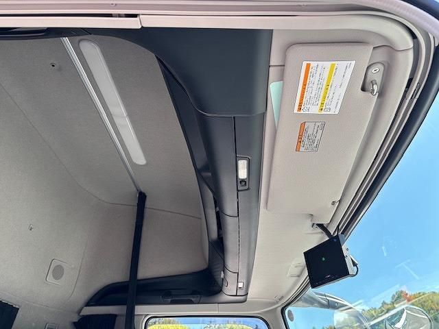 MITSUBISHI FUSOU SUPER GREAT 2025