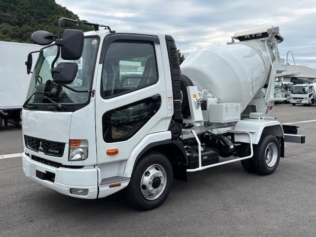 MITSUBISHI FUSOU FIGHTER 2025