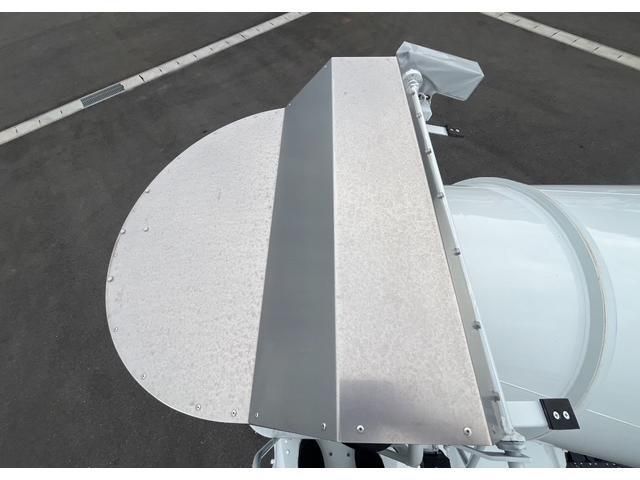 MITSUBISHI FUSOU FIGHTER 2025