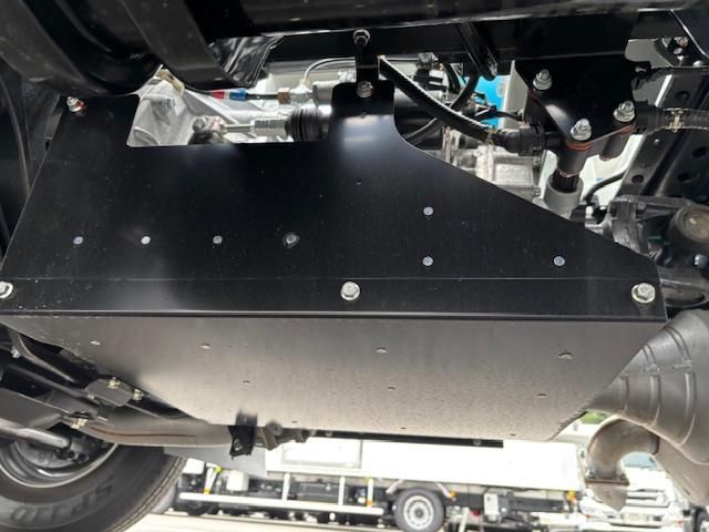 MITSUBISHI FUSOU FIGHTER 2025