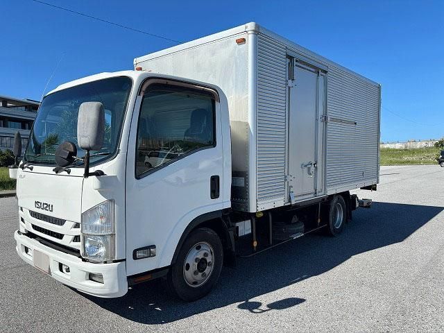 ISUZU ELF 2018
