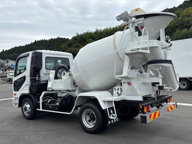 MITSUBISHI FUSOU FIGHTER 2025