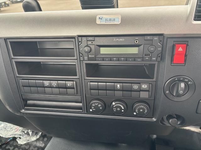 MITSUBISHI FUSOU FIGHTER 2025