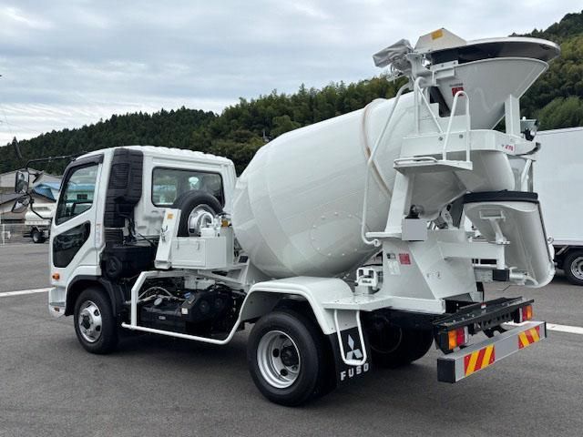 MITSUBISHI FUSOU FIGHTER 2025