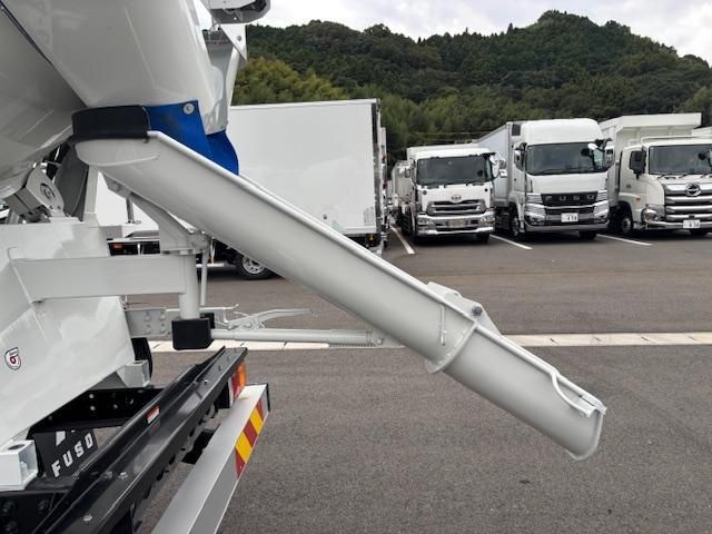 MITSUBISHI FUSOU FIGHTER 2025