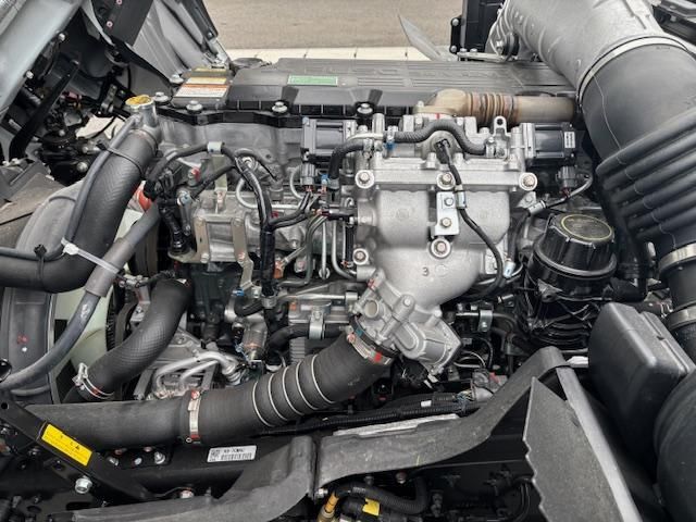 MITSUBISHI FUSOU FIGHTER 2025