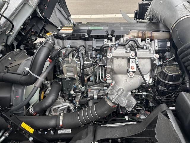 MITSUBISHI FUSOU FIGHTER 2025