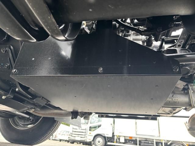 MITSUBISHI FUSOU FIGHTER 2025