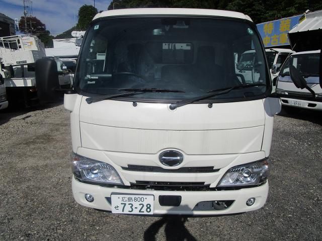 HINO DUTRO 2025