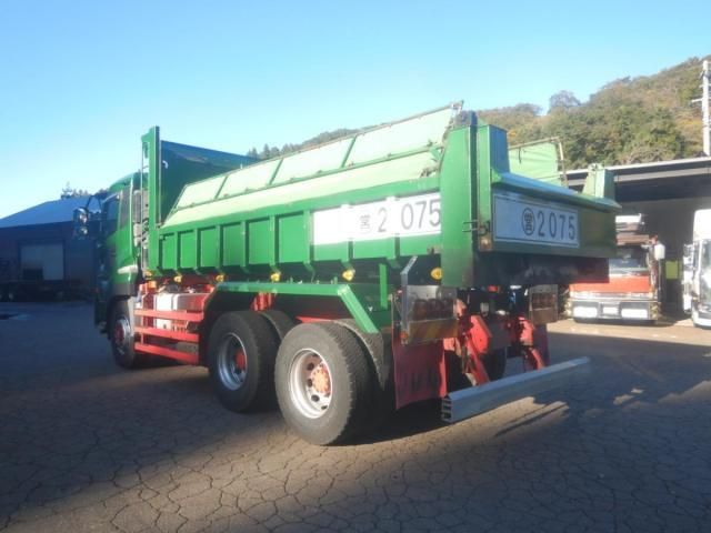 NISSAN DIESEL Quon 2014