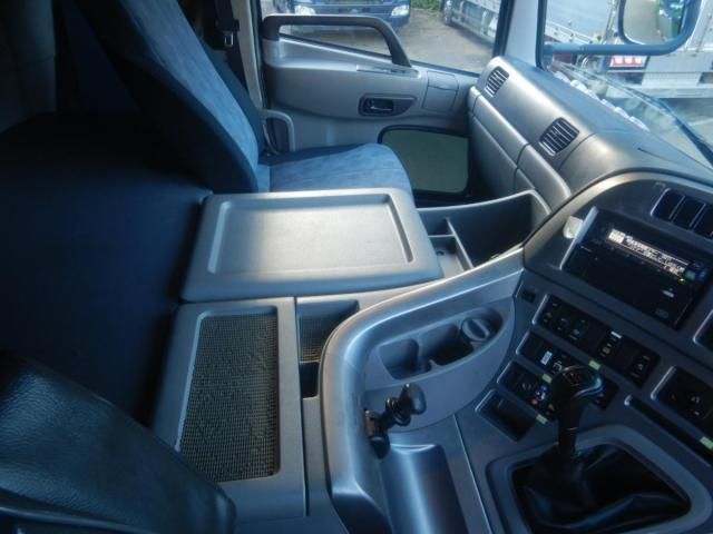 NISSAN DIESEL Quon 2014