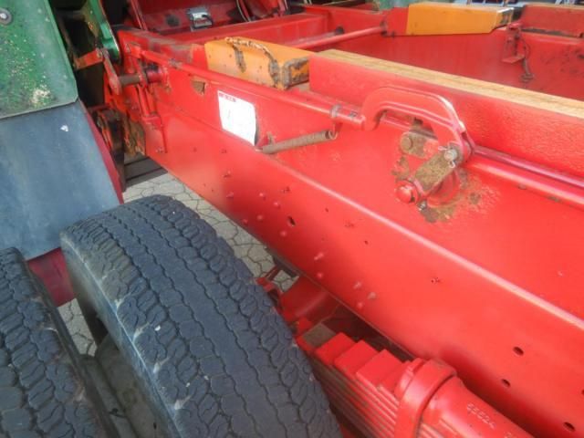 NISSAN DIESEL Quon 2014