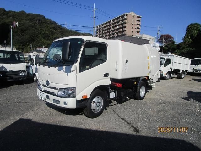HINO DUTRO 2025
