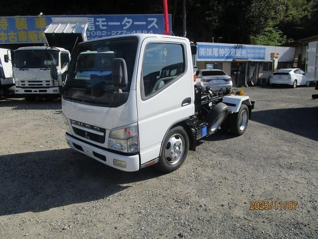 MITSUBISHI CANTER 2009