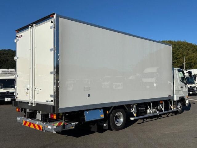 MITSUBISHI FUSOU FIGHTER 2025