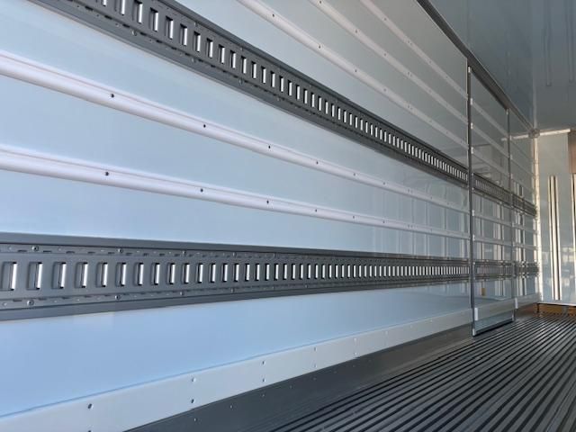 MITSUBISHI FUSOU FIGHTER 2025