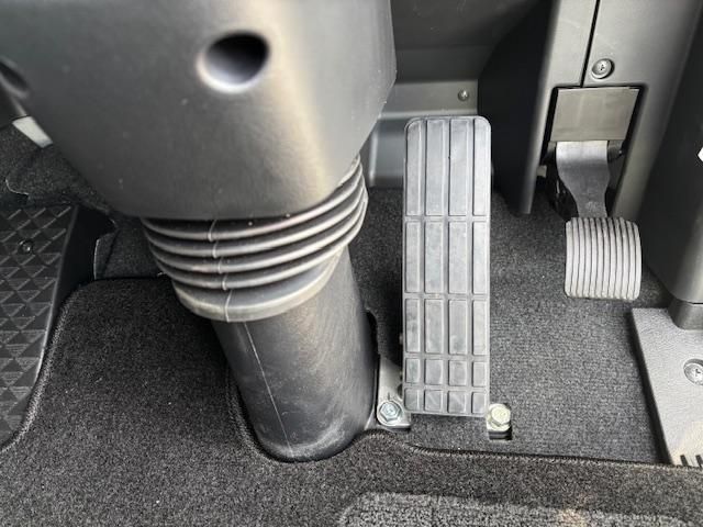 MITSUBISHI FUSOU SUPER GREAT 2025