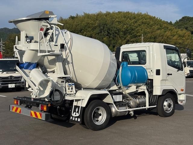 MITSUBISHI FUSOU FIGHTER 2025