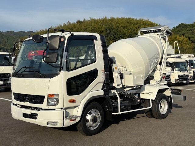 MITSUBISHI FUSOU FIGHTER 2025