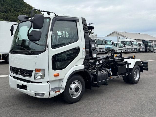 MITSUBISHI FUSOU FIGHTER 2025