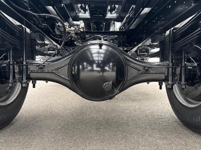 MITSUBISHI FUSOU FIGHTER 2025