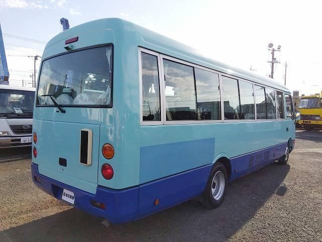 MITSUBISHI ROSA 2010