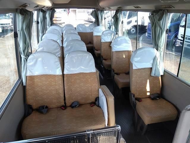 MITSUBISHI ROSA 2010