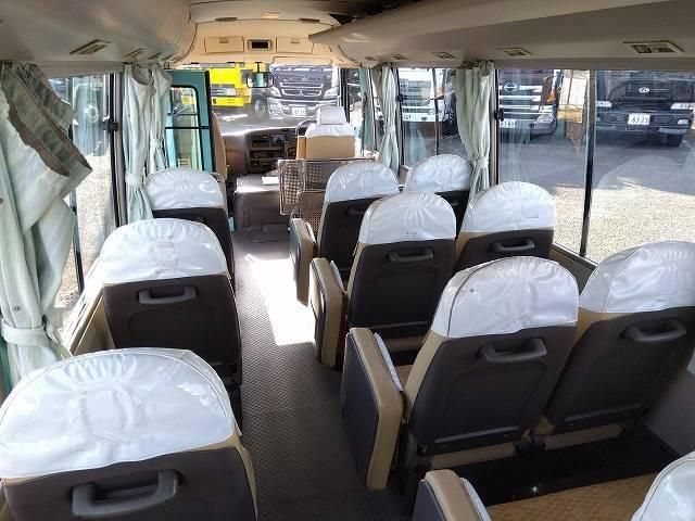 MITSUBISHI ROSA 2010