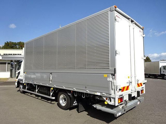 MITSUBISHI FUSOU FIGHTER 2024