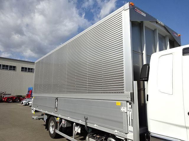 MITSUBISHI FUSOU FIGHTER 2024